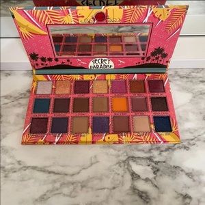 J.Cat Beauty Secret Paradise Pallet